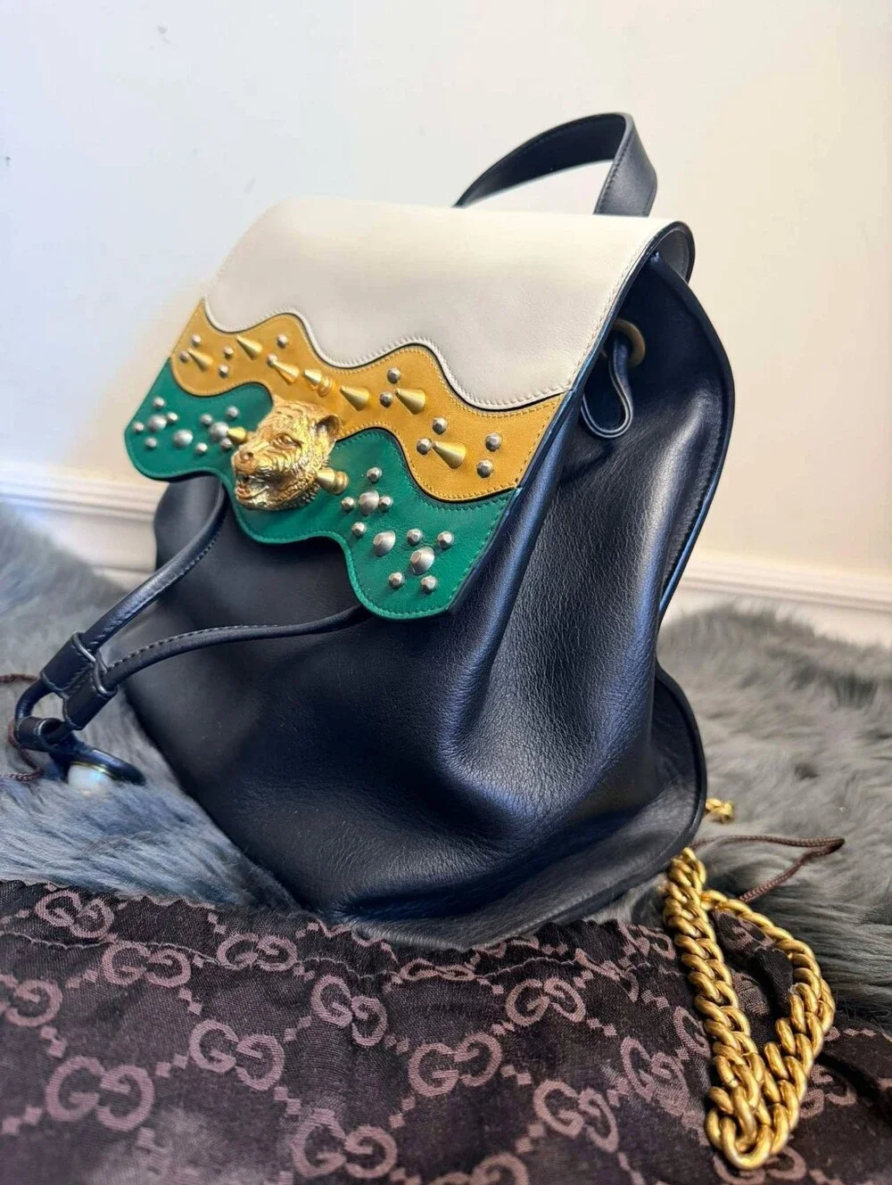 Gorgeous Gucci Animalier Malin Tri-color Backpack With Gold  Accents and Chain